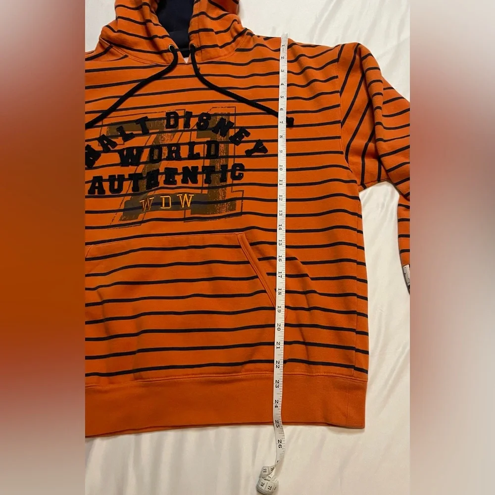 *SALE* Walt Disney World Adult hoodie size Medium - Picture 8 of 10